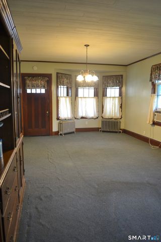 284 Deerfield Road, Windsor, CT 06095