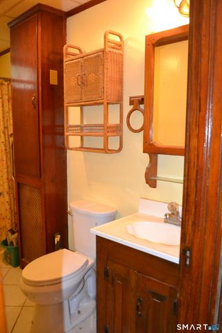 284 Deerfield Road, Windsor, CT 06095