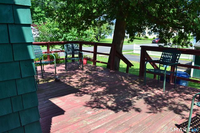 284 Deerfield Road, Windsor, CT 06095