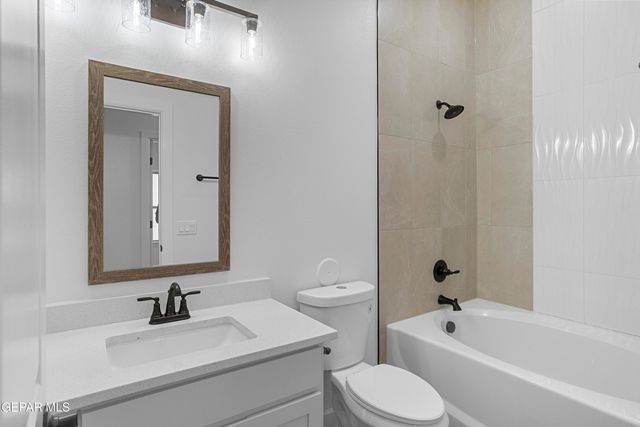 232 Emerald Rock, Horizon City, TX 79928