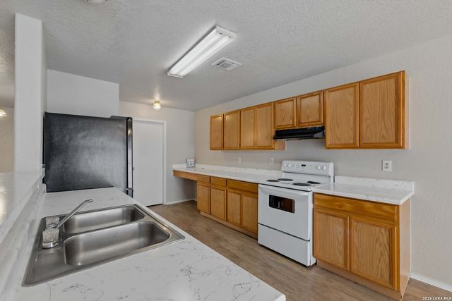 6289 Jackies Farm, San Antonio, TX 78244
