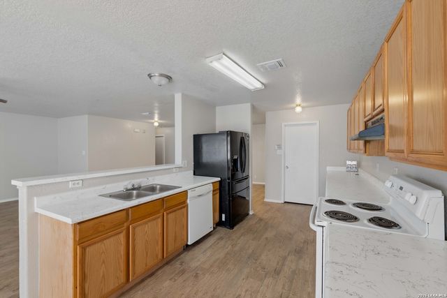 6289 Jackies Farm, San Antonio, TX 78244