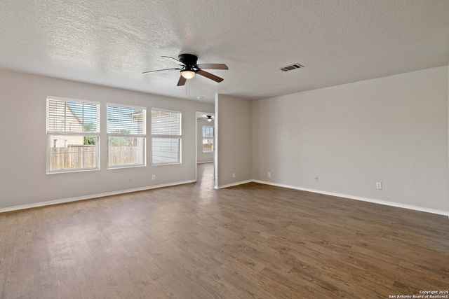6289 Jackies Farm, San Antonio, TX 78244