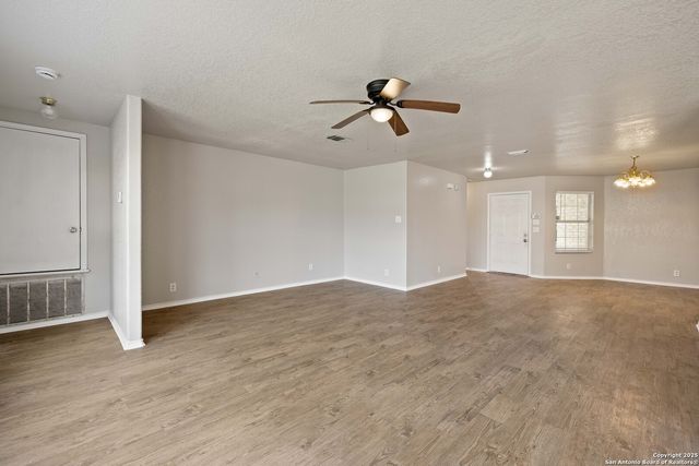 6289 Jackies Farm, San Antonio, TX 78244