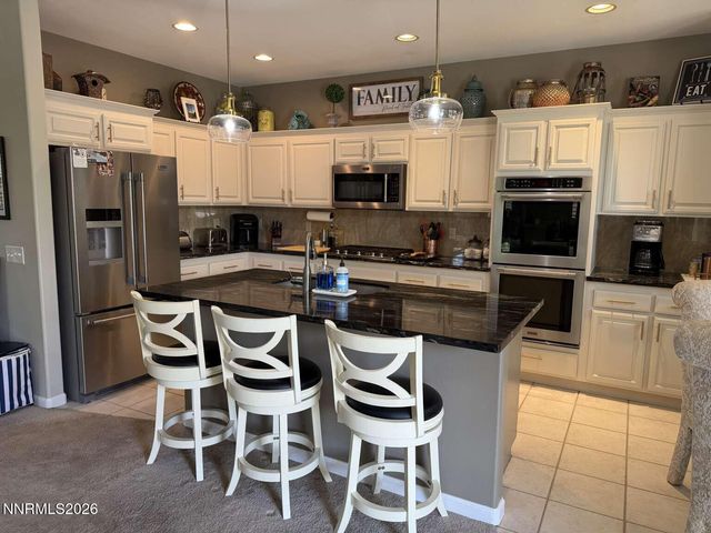 1017 Sierra Vista Court, Gardnerville, NV 89460