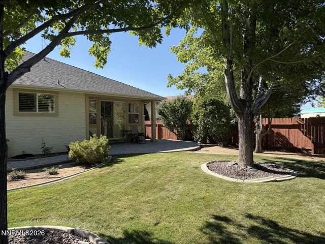 1017 Sierra Vista Court, Gardnerville, NV 89460