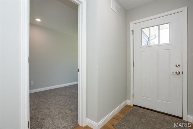 652 N Kansas Street 652-A & B, Edwardsville, IL 62025