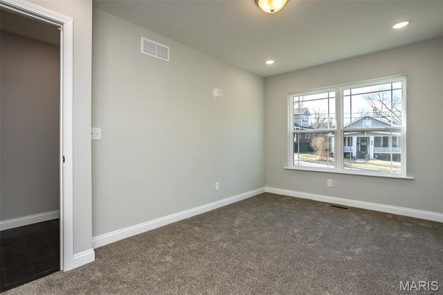 652 N Kansas Street 652-A & B, Edwardsville, IL 62025