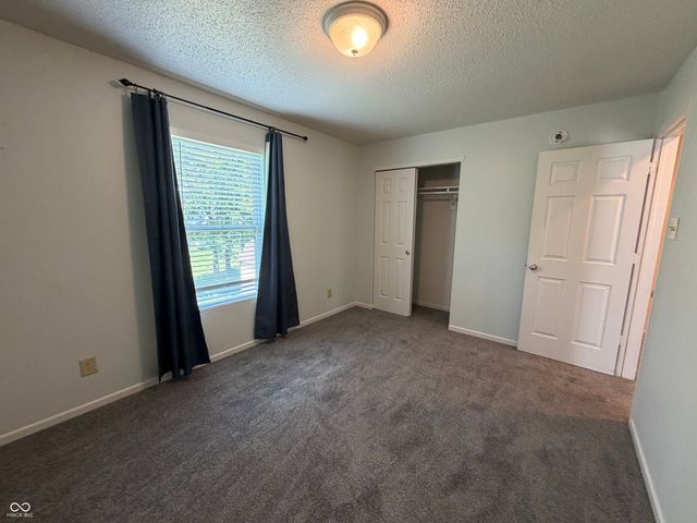 632 Runnymede Court, Greenfield, IN 46140