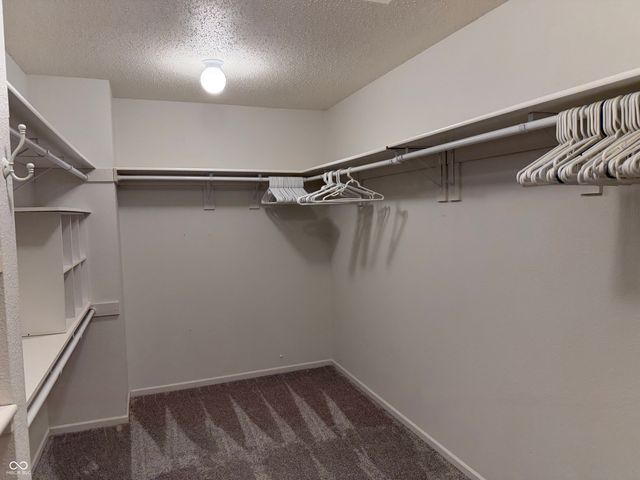 632 Runnymede Court, Greenfield, IN 46140