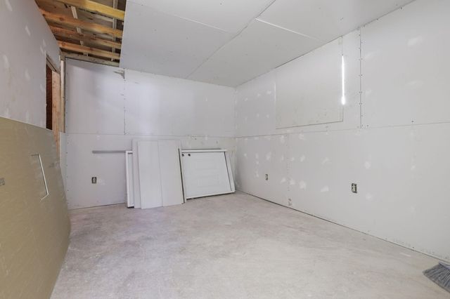 12116 Lake Boulevard, Redding, CA 96003