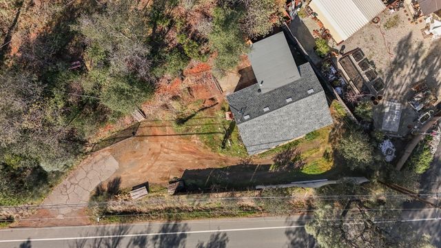12116 Lake Boulevard, Redding, CA 96003
