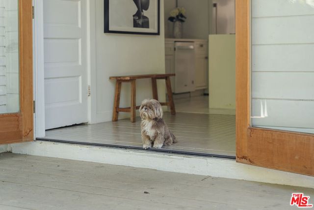 1163 Nelrose Avenue, Venice, CA 90291