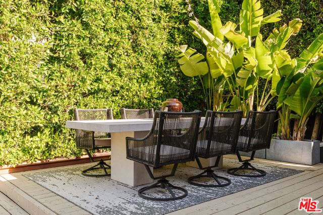 1163 Nelrose Avenue, Venice, CA 90291