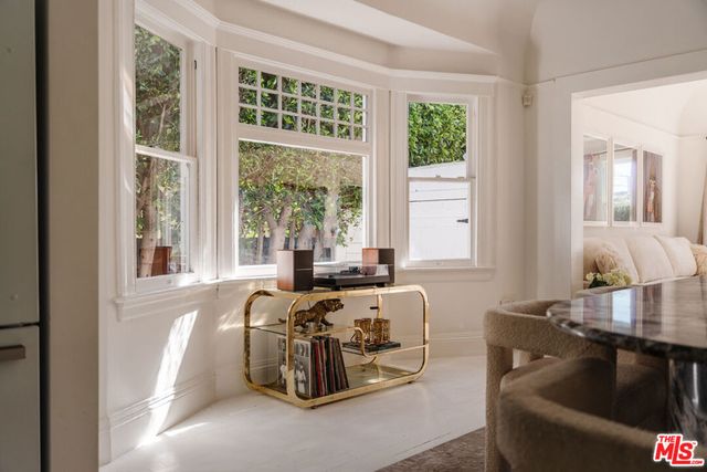 1163 Nelrose Avenue, Venice, CA 90291