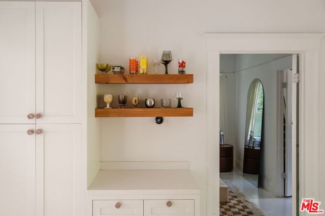 1163 Nelrose Avenue, Venice, CA 90291