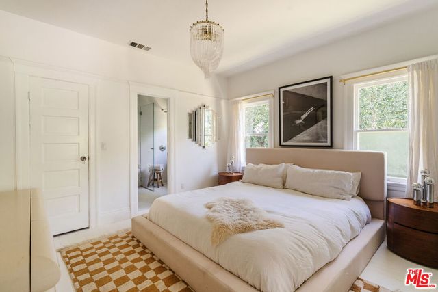 1163 Nelrose Avenue, Venice, CA 90291