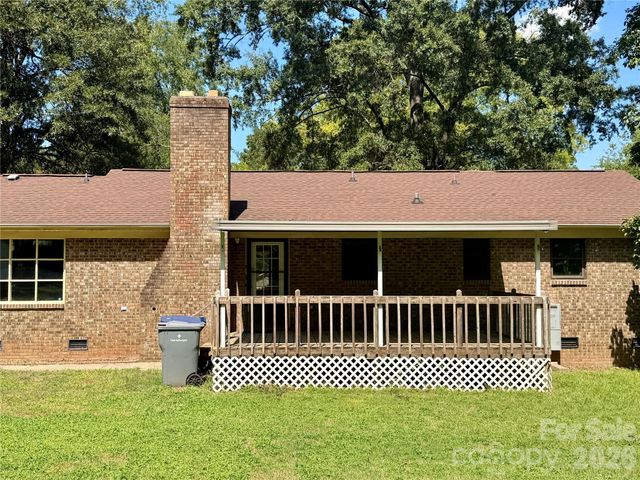304 Plaza Drive, Harrisburg, NC 28075