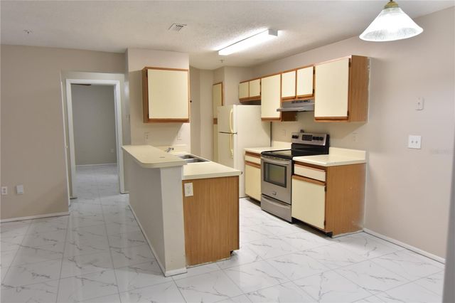 956 SALT POND PLACE 303, Altamonte Springs, FL 32714