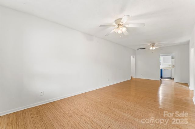 493 Dogwood Road, Candler, NC 28715