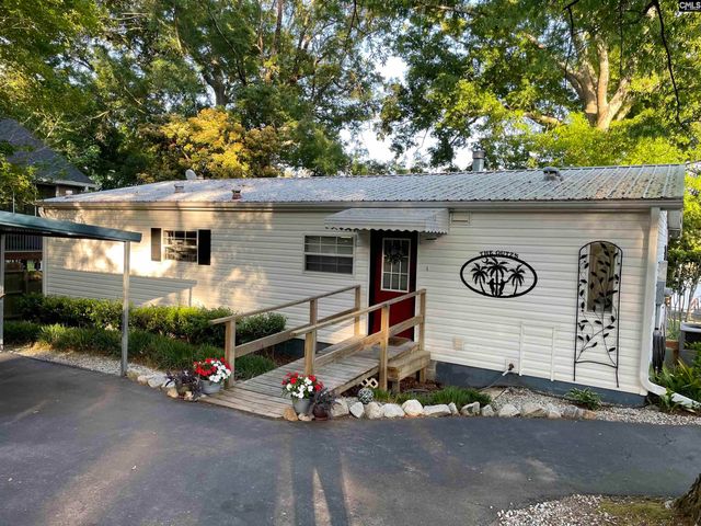 1892 Blacksgate East, Prosperity, SC 29127