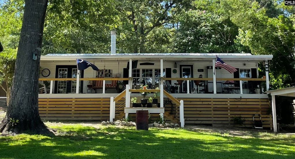 1892 Blacksgate East, Prosperity, SC 29127