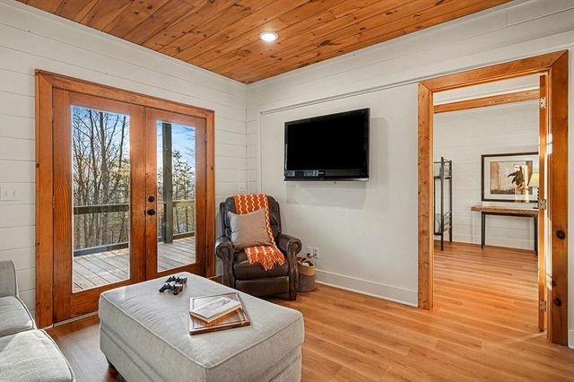 39 Joanna Court, Mineral Bluff, GA 30559