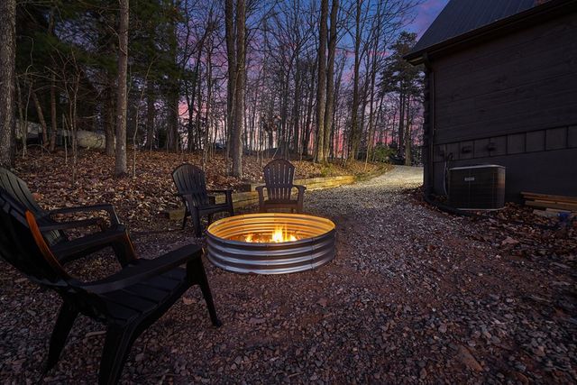 39 Joanna Court, Mineral Bluff, GA 30559