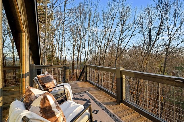 39 Joanna Court, Mineral Bluff, GA 30559