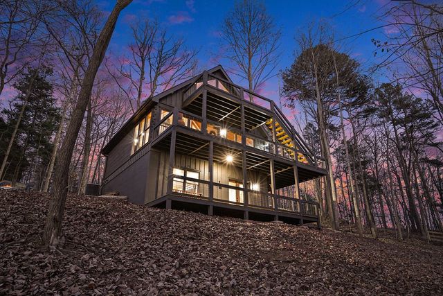 39 Joanna Court, Mineral Bluff, GA 30559