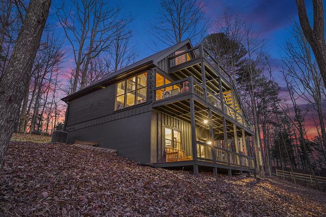 39 Joanna Court, Mineral Bluff, GA 30559