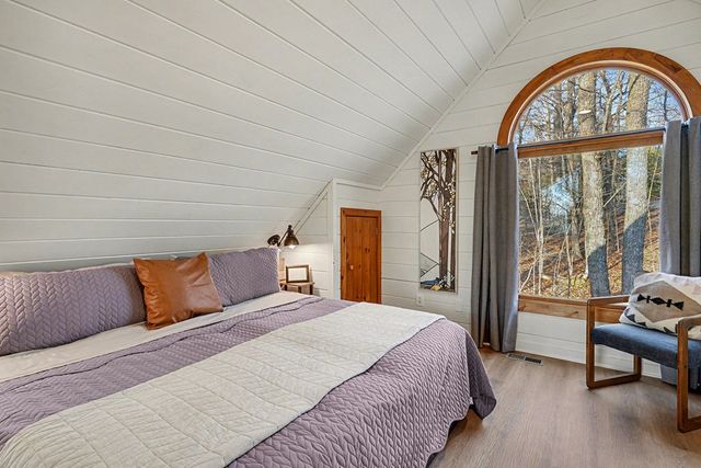 39 Joanna Court, Mineral Bluff, GA 30559