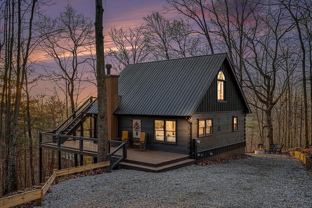 39 Joanna Court, Mineral Bluff, GA 30559