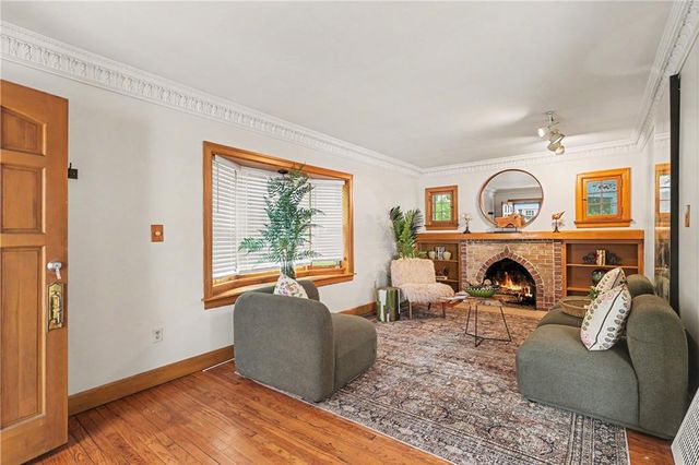 728 E 63rd Terrace, Kansas City, MO 64110