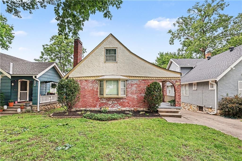 728 E 63rd Terrace, Kansas City, MO 64110