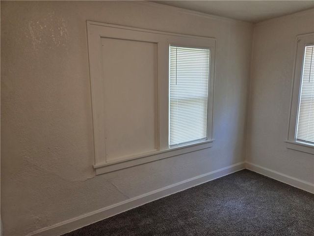 5342 Euclid Avenue, Kansas City, MO 64130