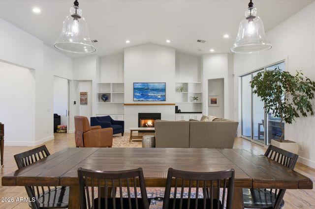 4222 E HAZELWOOD Street, Phoenix, AZ 85018