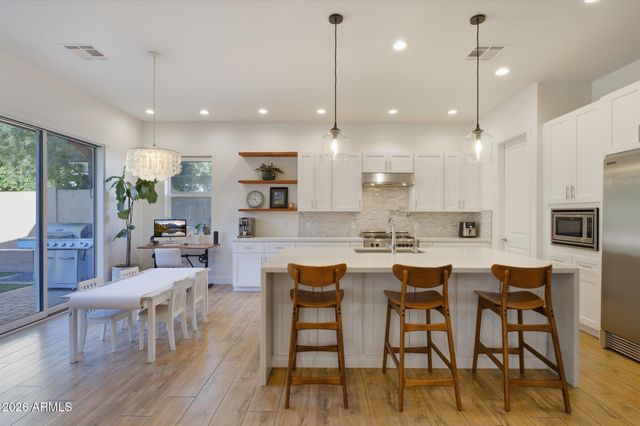 4222 E HAZELWOOD Street, Phoenix, AZ 85018