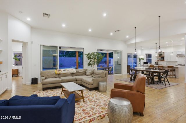 4222 E HAZELWOOD Street, Phoenix, AZ 85018