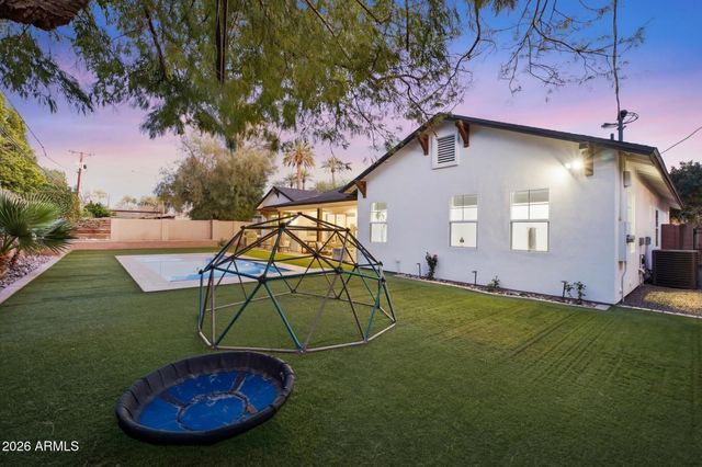 4222 E HAZELWOOD Street, Phoenix, AZ 85018