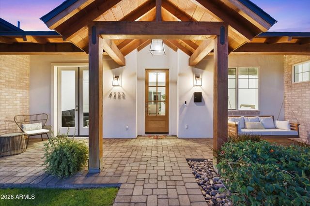 4222 E HAZELWOOD Street, Phoenix, AZ 85018