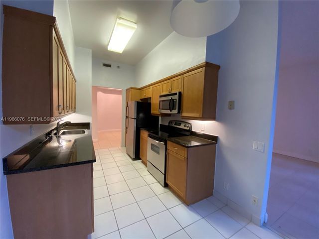 3640 Yacht Club Dr 103, Aventura, FL 33180