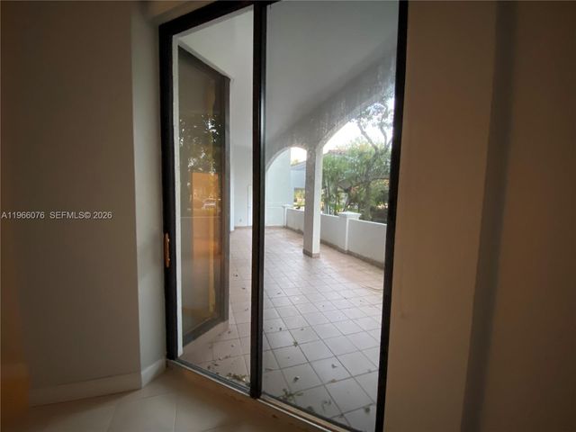 3640 Yacht Club Dr 103, Aventura, FL 33180