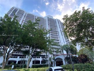 3640 Yacht Club Dr 103, Aventura, FL 33180
