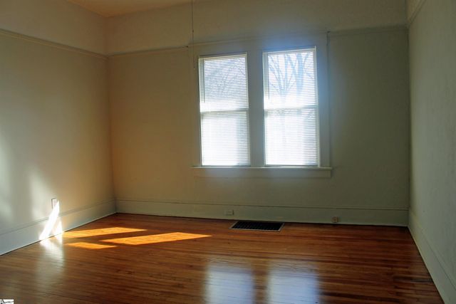 14 Elrod Street, Greenville, SC 29609