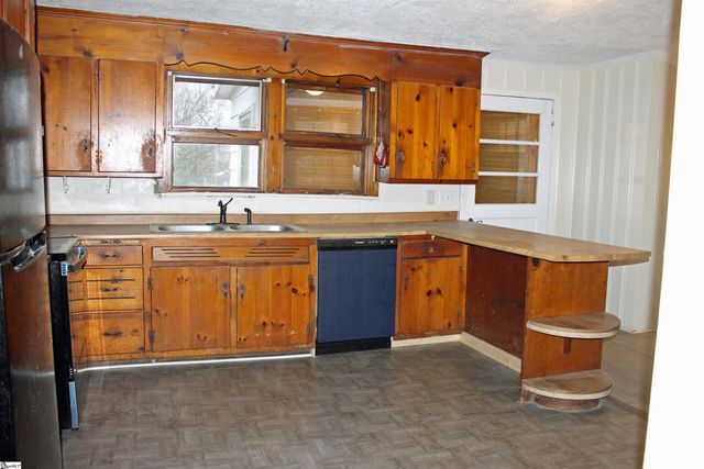 14 Elrod Street, Greenville, SC 29609