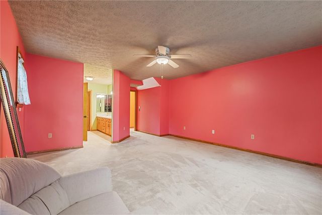 195 Jonathan, Hermitage, PA 16148