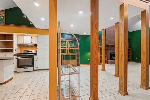 195 Jonathan, Hermitage, PA 16148