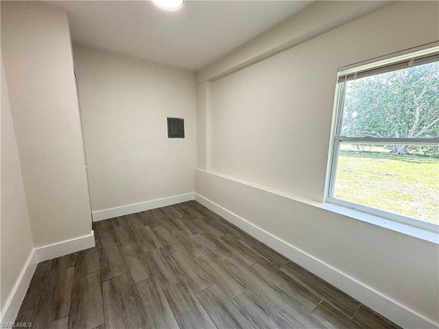 559 Wood AVE, Fort Myers, FL 33905