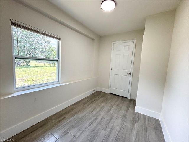 559 Wood AVE, Fort Myers, FL 33905